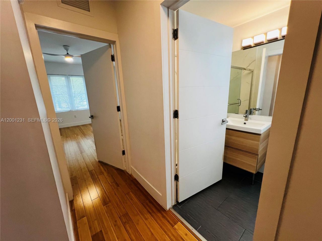 960 Bay Dr , Unit 911, Miami Beach, FL 33141 Photo