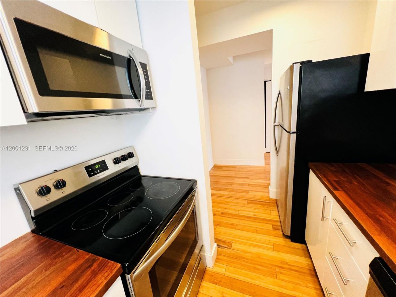 960 Bay Dr , Unit 911, Miami Beach, FL 33141 Photo