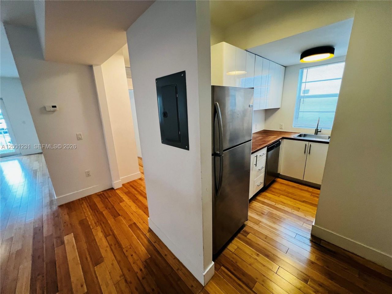 960 Bay Dr , Unit 911, Miami Beach, FL 33141 Photo