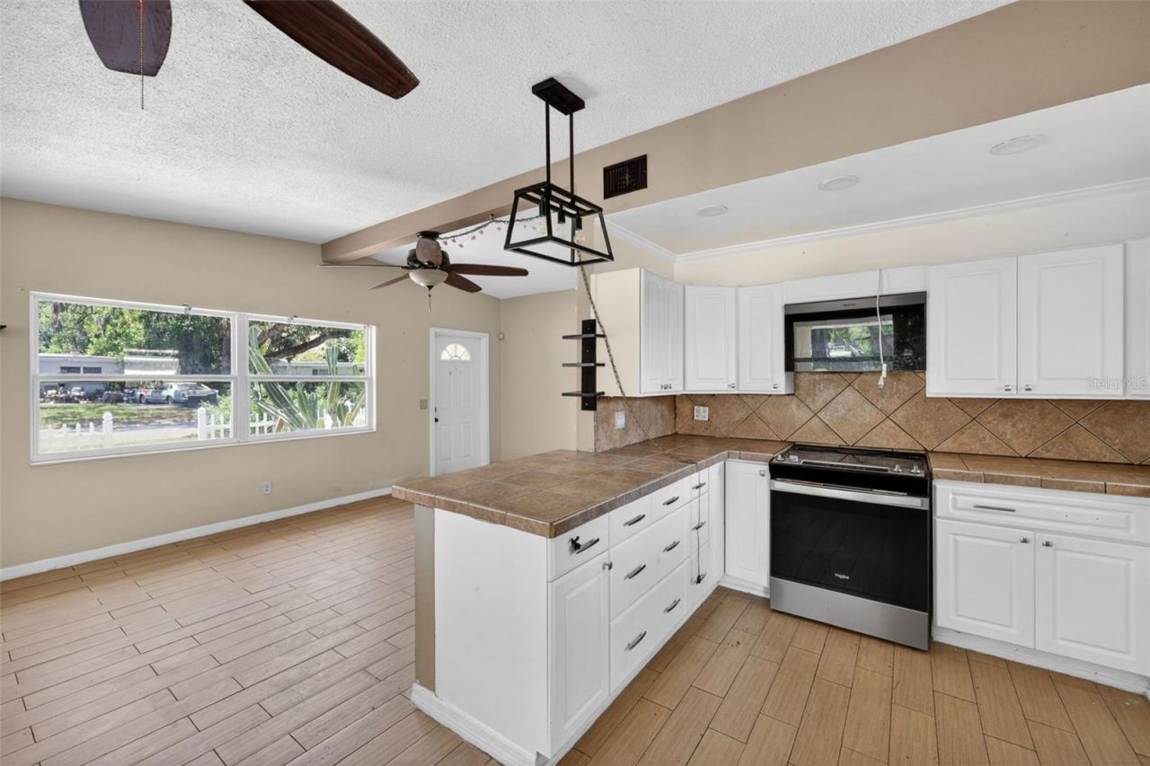 5828 22nd Street W, Bradenton, FL 34207 Photo