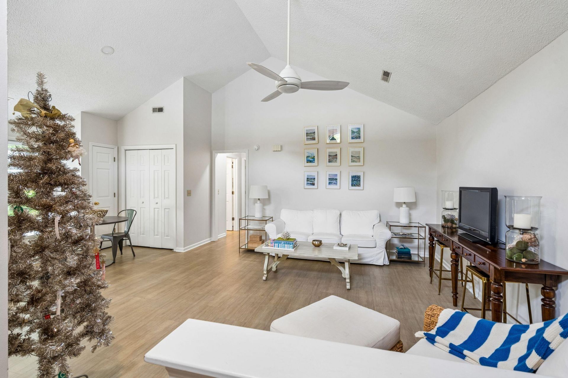 317 Sumter Avenue Photo 77