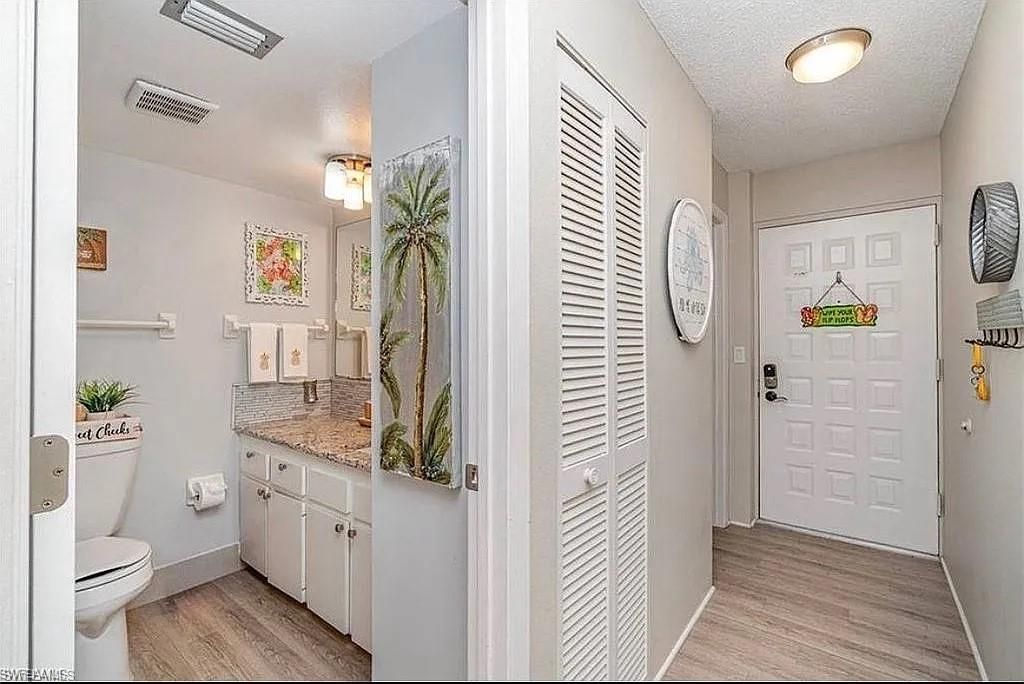 400 Lenell Rd, Unit 207, Fort Myers Beach, FL 33931 Photo