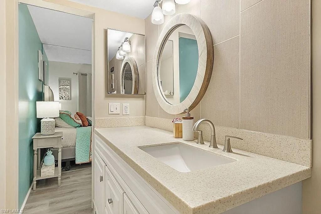 400 Lenell Rd, Unit 207, Fort Myers Beach, FL 33931 Photo