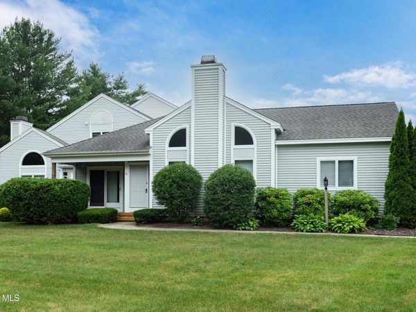 16 Pepper Lane, Saratoga Springs, NY 12866
