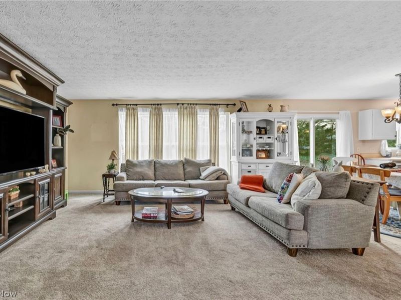 9788 Nicole Lane, Olmsted Township, OH 44138 Photo 2