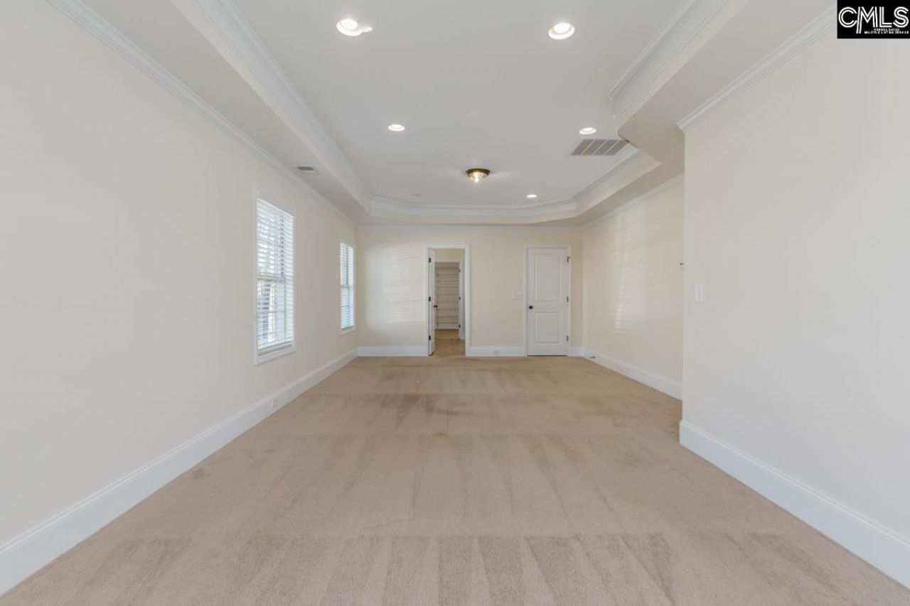 296 Glenn Village Circle Photo 22