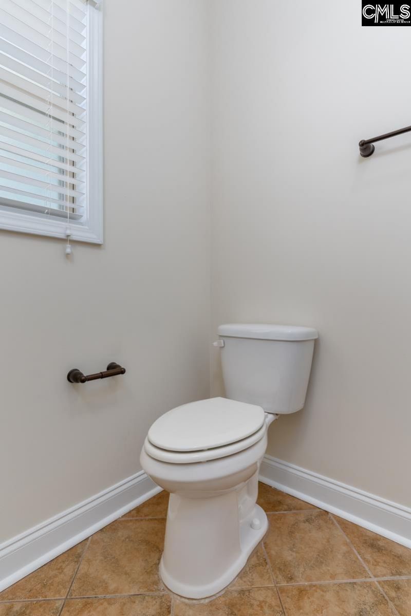 296 Glenn Village Circle Photo 37