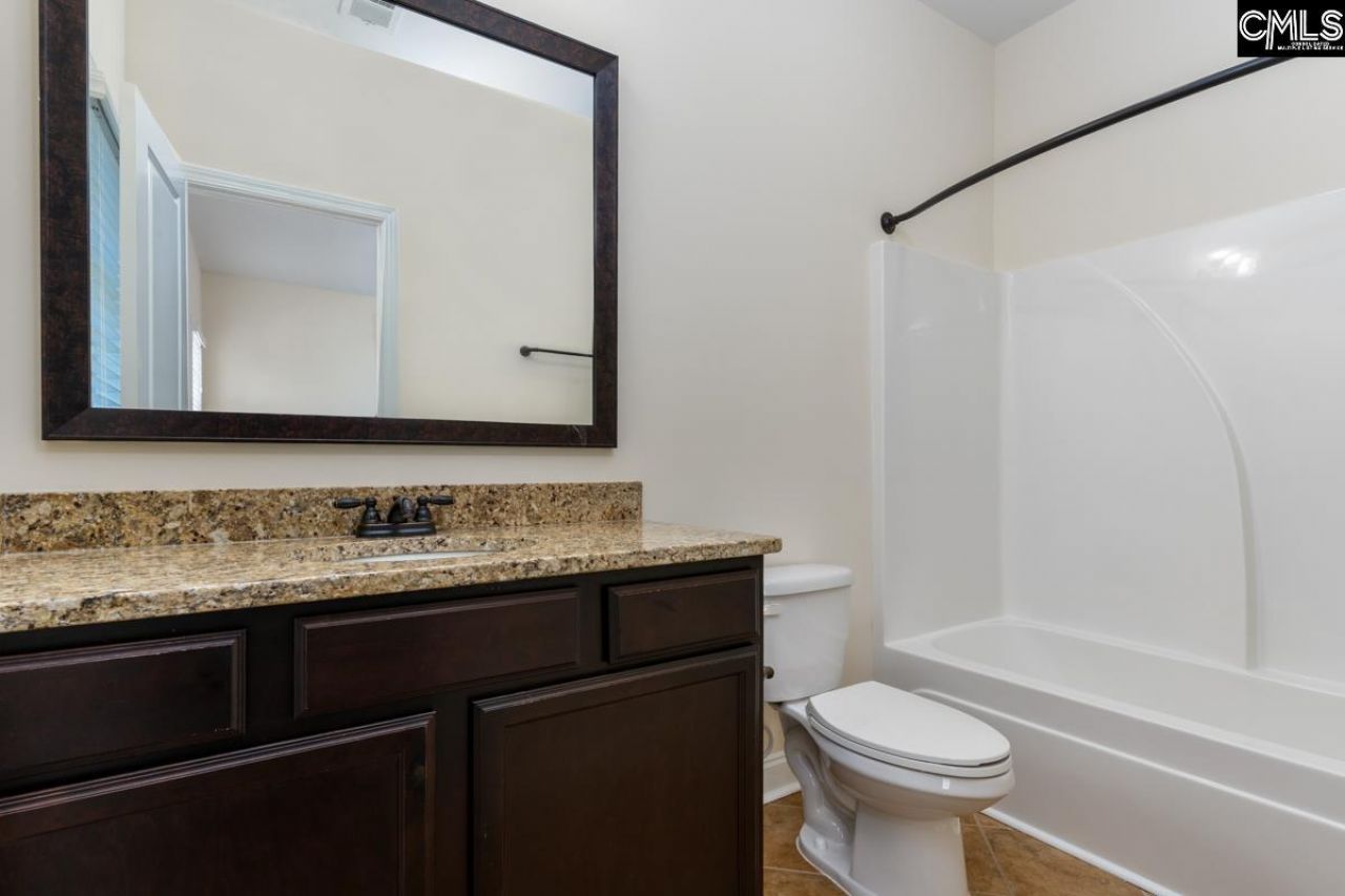 296 Glenn Village Circle Photo 40