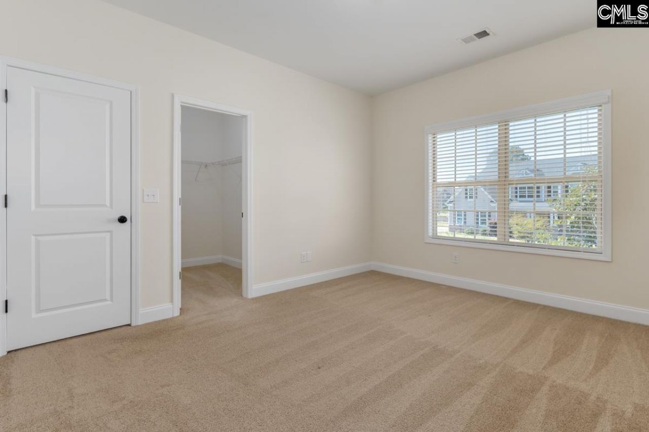 296 Glenn Village Circle Photo 43