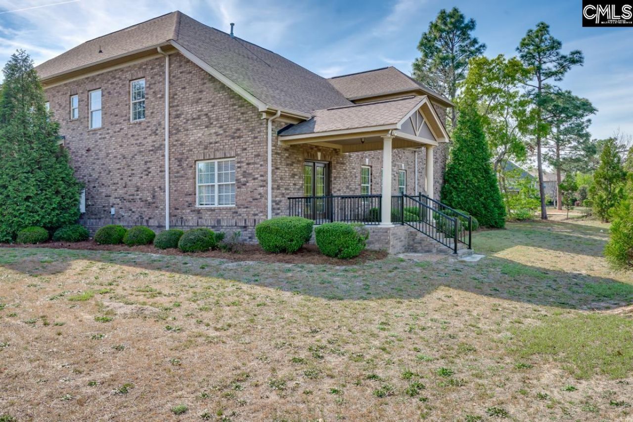 296 Glenn Village Circle Photo 7