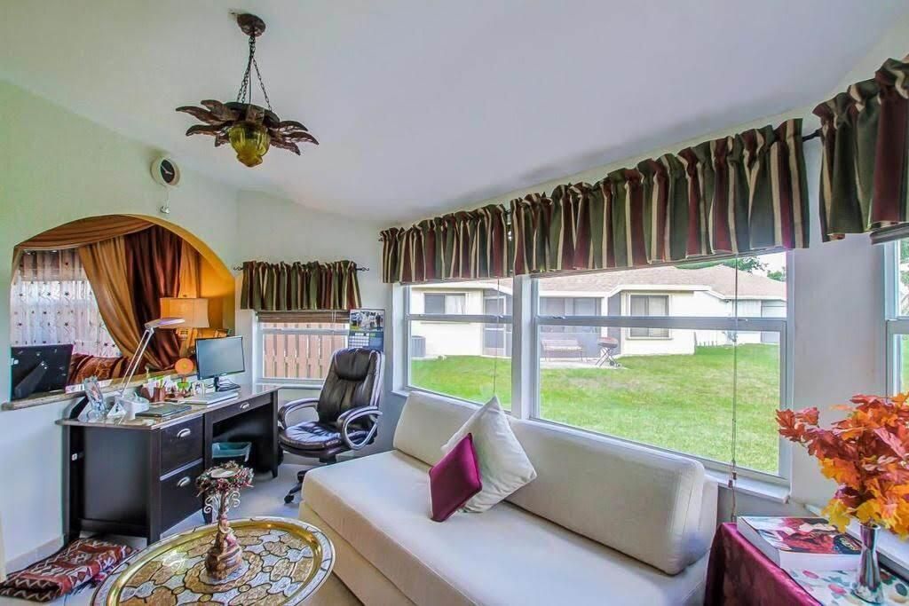 9709 Sunny Isle Circle, Boca Raton, FL 33428 Photo