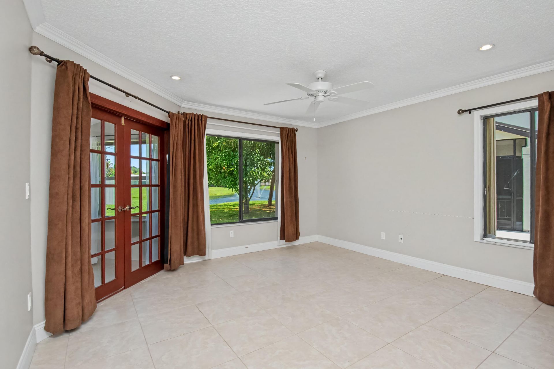9709 Sunny Isle Circle, Boca Raton, FL 33428 Photo