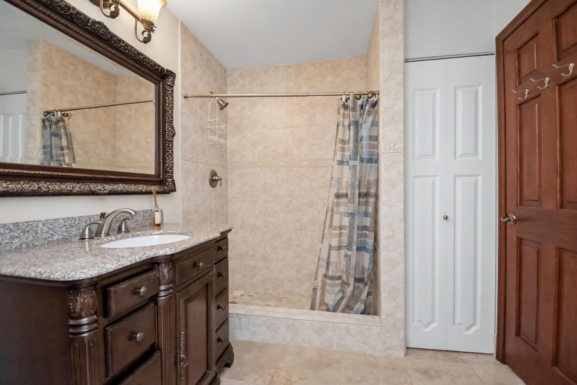 9709 Sunny Isle Circle, Boca Raton, FL 33428 Photo