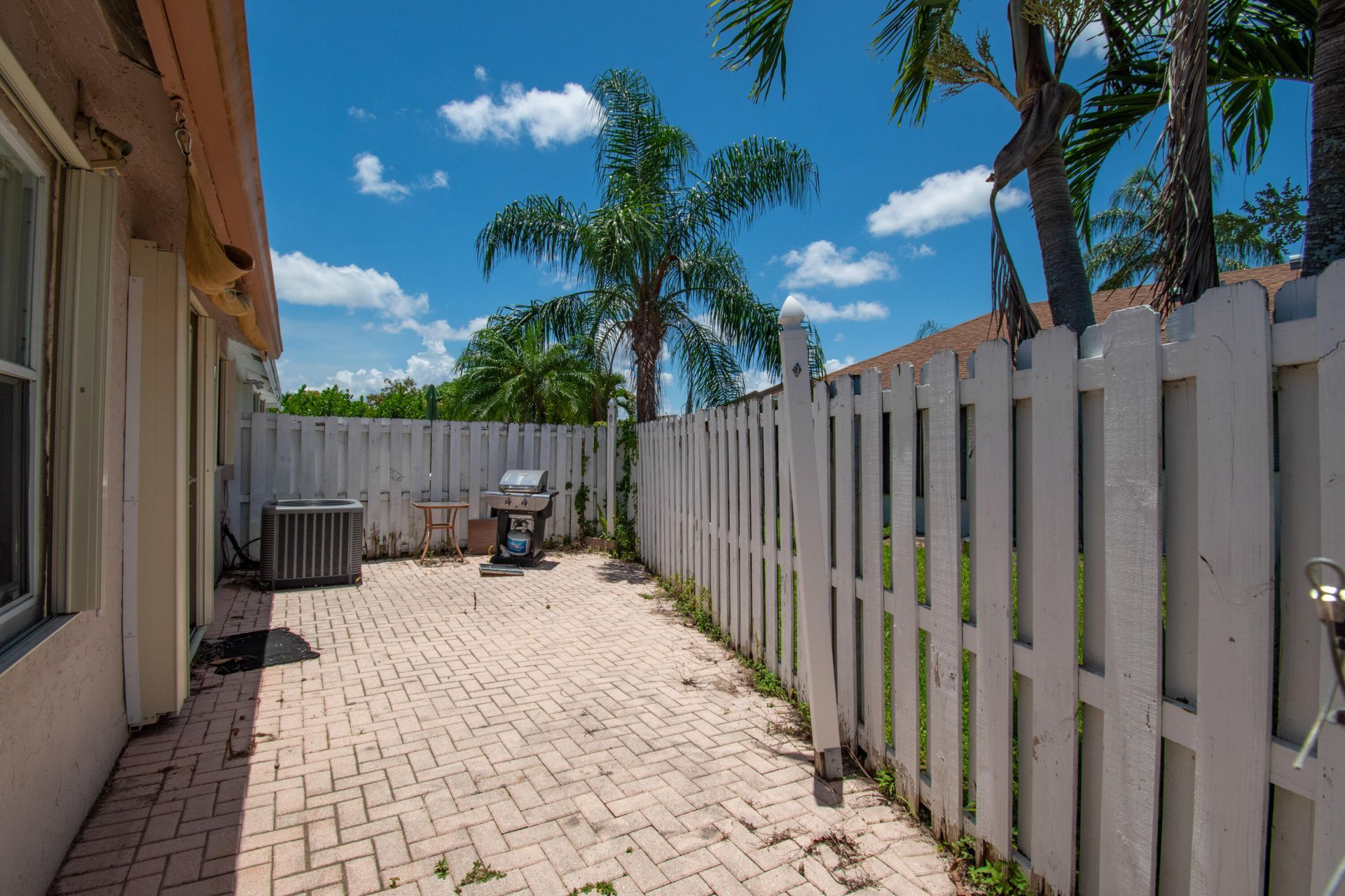 9709 Sunny Isle Circle, Boca Raton, FL 33428 Photo