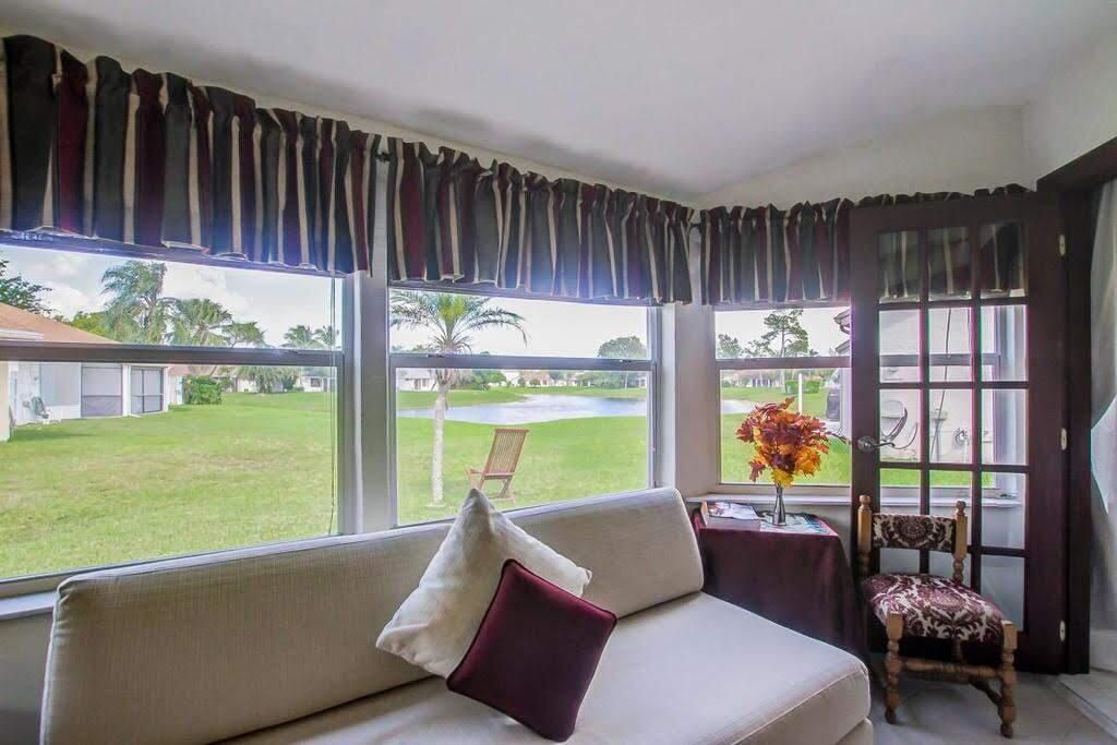 9709 Sunny Isle Circle, Boca Raton, FL 33428 Photo