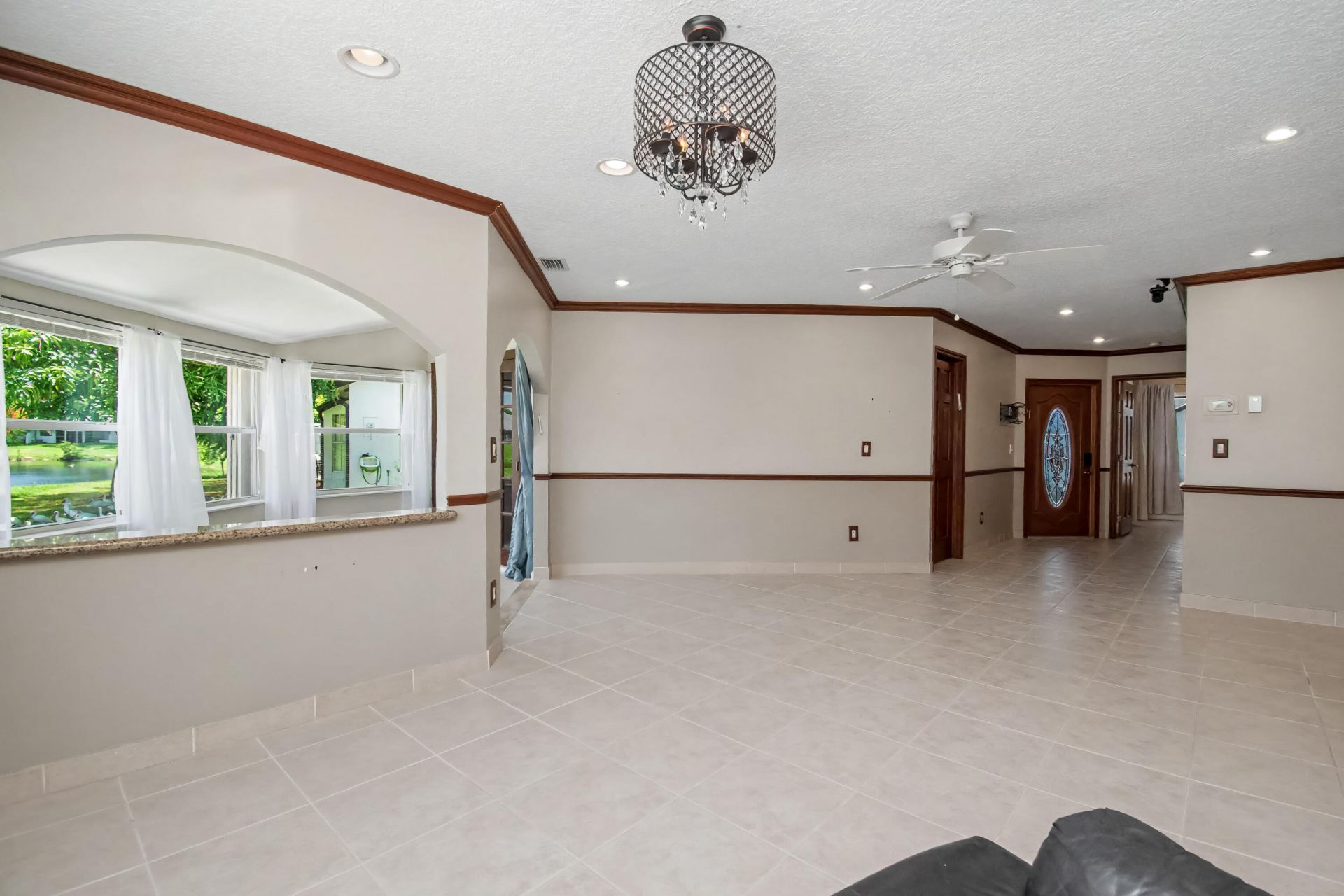 9709 Sunny Isle Circle, Boca Raton, FL 33428 Photo