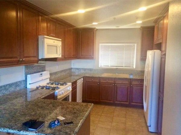 2818 Green River Rd, Unit 102, Corona, CA 92882