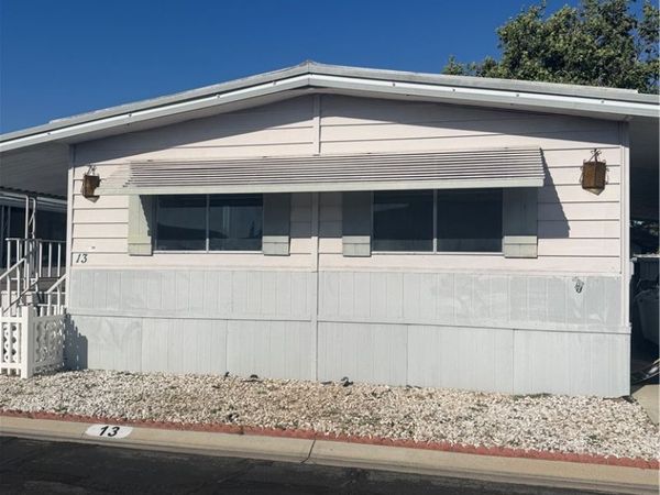 9391 California Ave, Unit 13, Riverside, CA 92503
