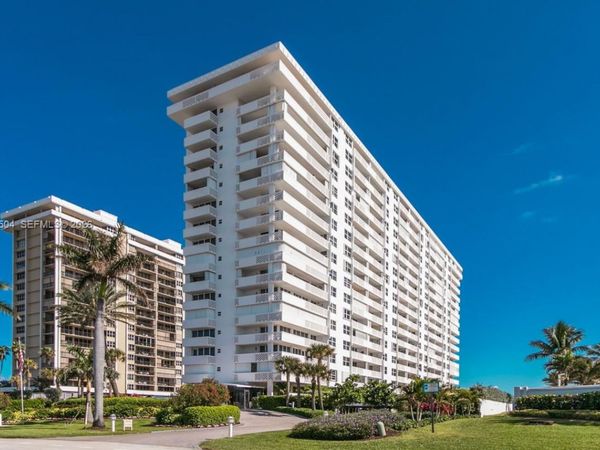 1200 S Ocean Blvd , Unit 8A, Boca Raton, FL 33432