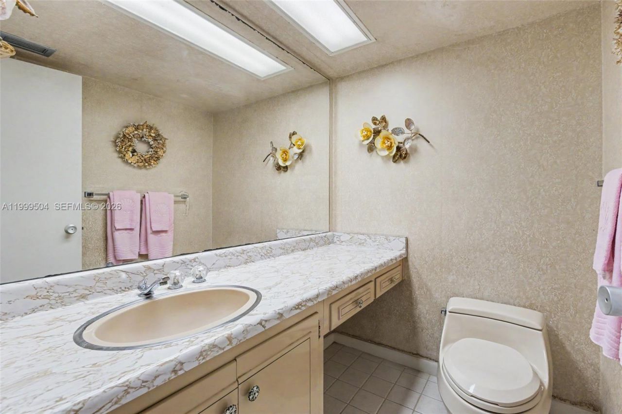 1200 S Ocean Blvd , Unit 8A, Boca Raton, FL 33432 Photo