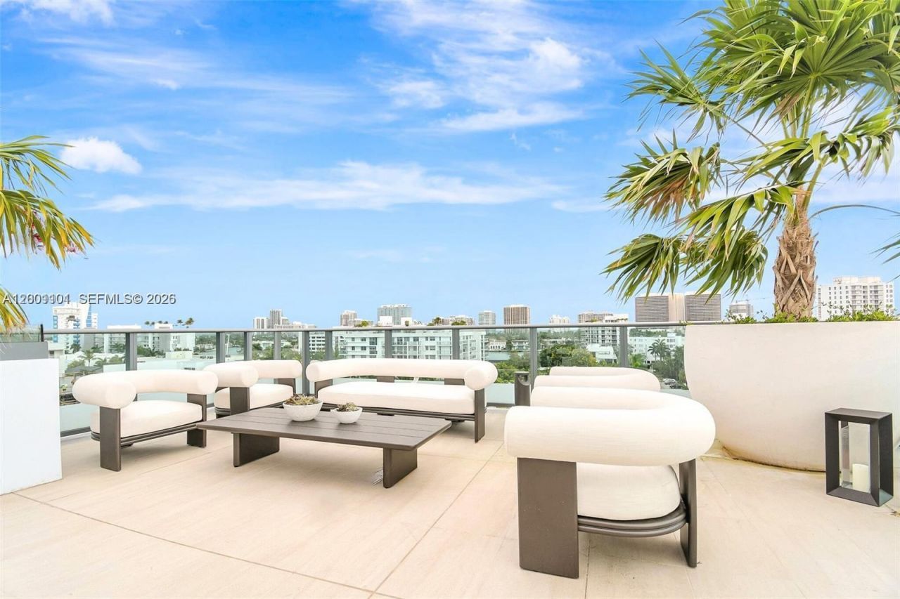 9901 W Bay Harbor Dr, Unit 401, Bay Harbor Islands, FL 33154 Photo