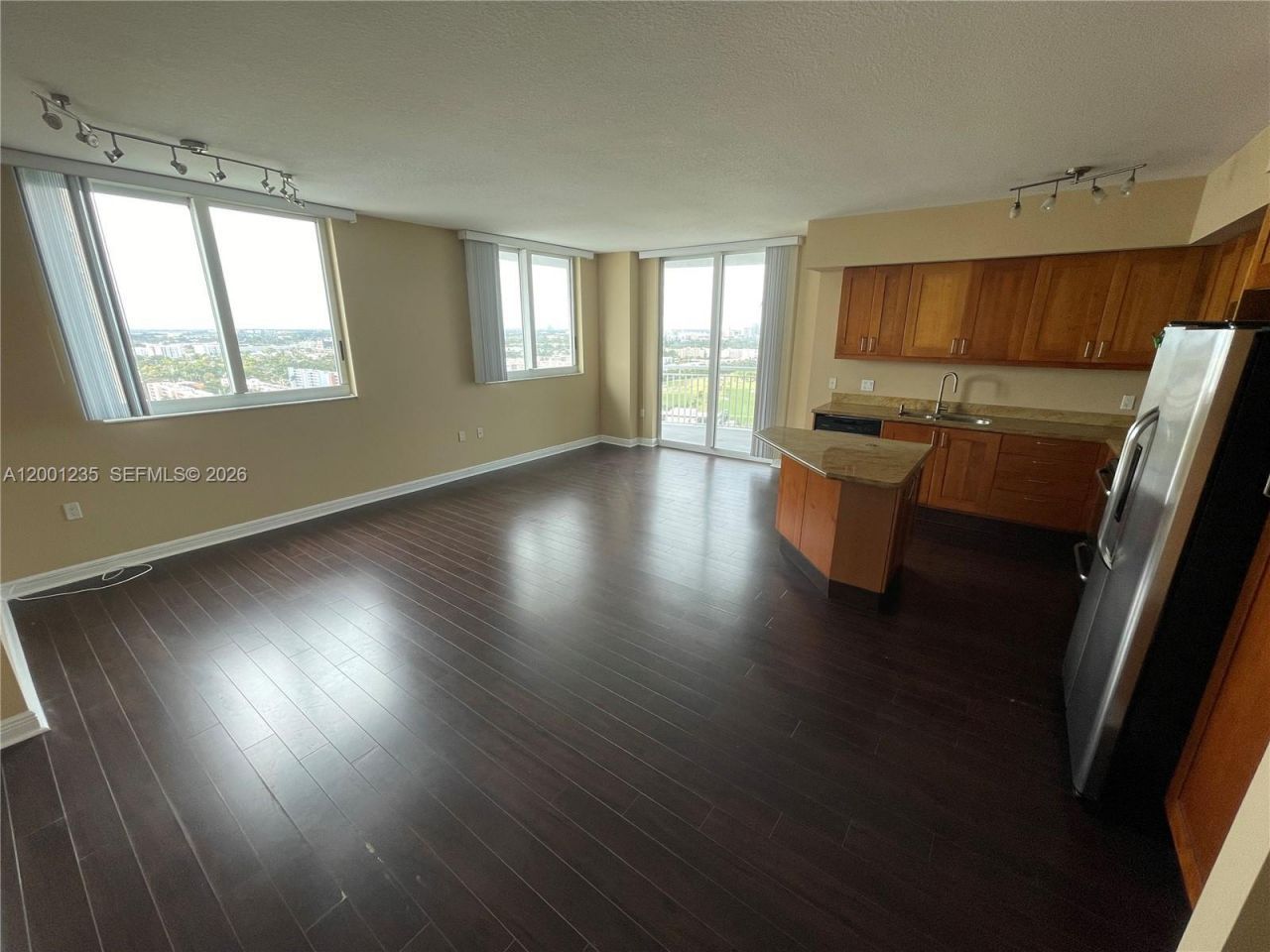 1755 E Hallandale Beach Blvd, Unit 2002E, Hallandale Beach, FL 33009 Photo