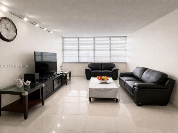 1351 NE Miami Gardens Dr, Unit 511E, Miami, FL 33179