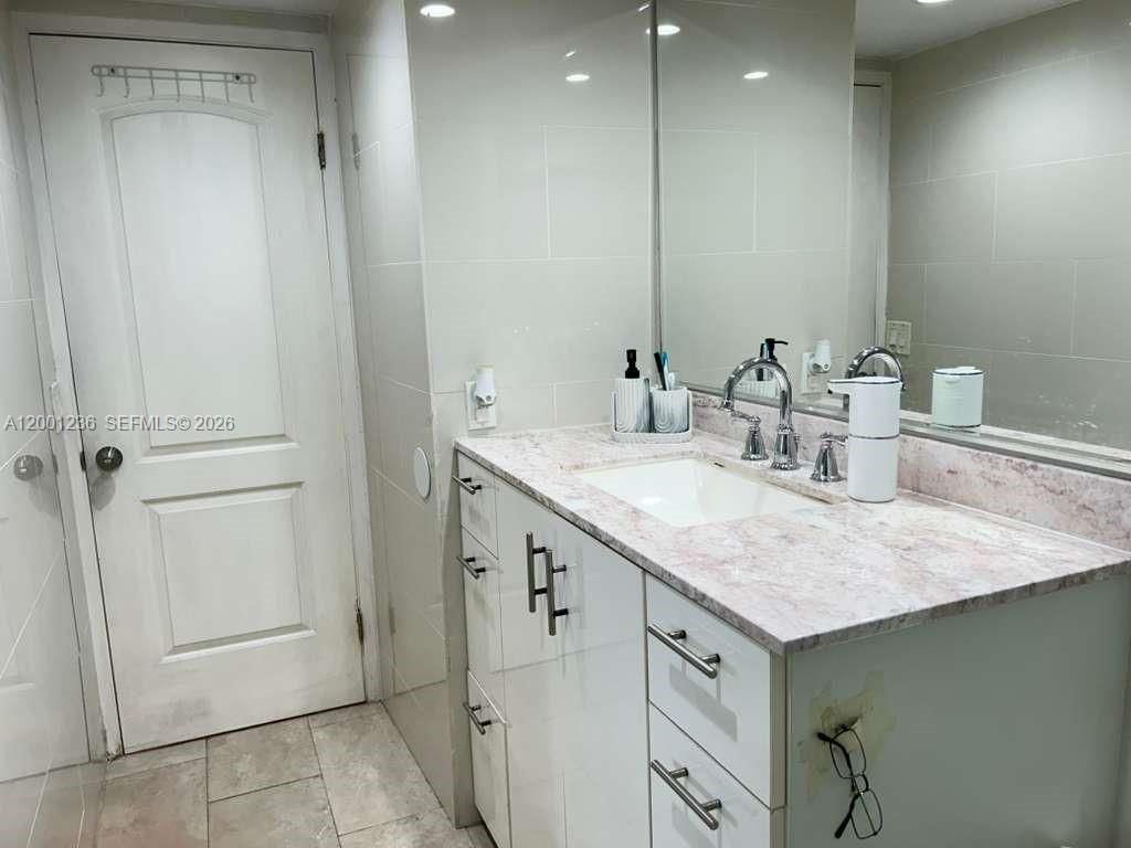 1351 NE Miami Gardens Dr, Unit 511E, Miami, FL 33179 Photo