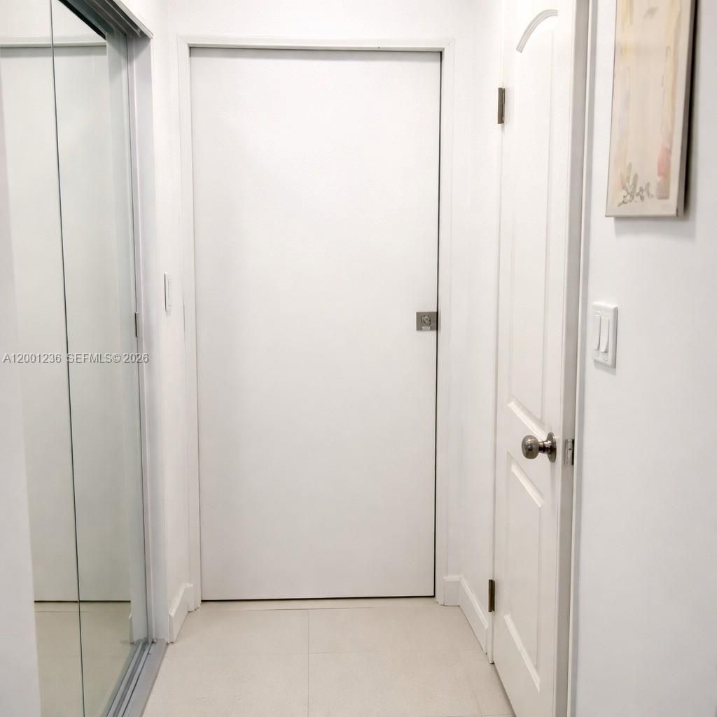 1351 NE Miami Gardens Dr, Unit 511E, Miami, FL 33179 Photo