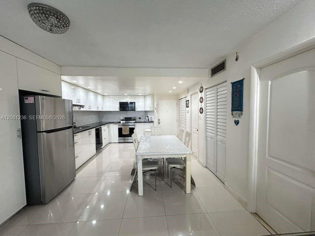 1351 NE Miami Gardens Dr, Unit 511E, Miami, FL 33179 Photo