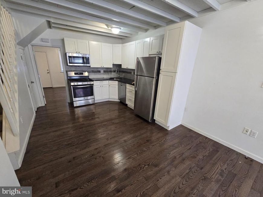 712 S Randolph Street, Philadelphia, PA 19147 Main Photo