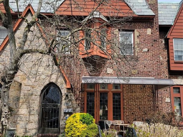 14713 Willets Point Boulevard , Whitestone, NY 11357