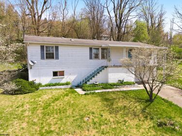515 Suncrest Boulevard, Fairmont, WV 26554