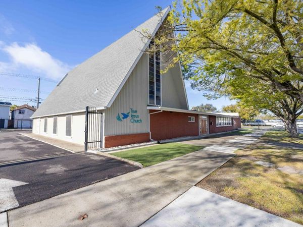 2416 Sloat Way, Sacramento, CA 95818