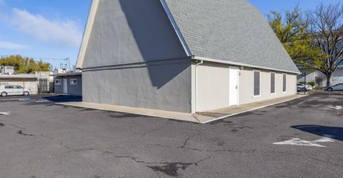 2416 Sloat Way, Sacramento, CA 95818 Photo