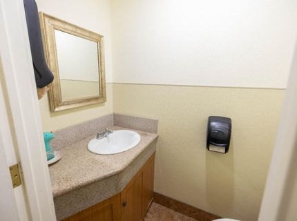 2416 Sloat Way, Sacramento, CA 95818 Photo