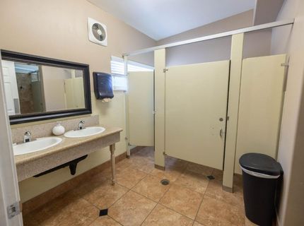 2416 Sloat Way, Sacramento, CA 95818 Photo