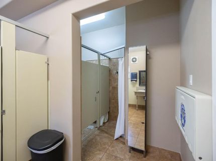 2416 Sloat Way, Sacramento, CA 95818 Photo