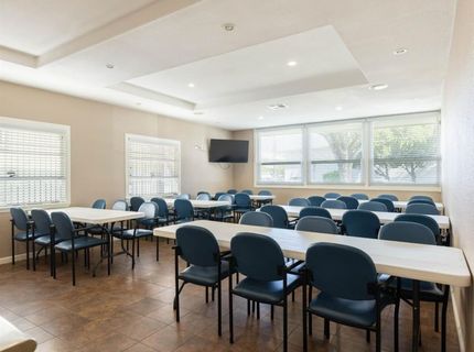 2416 Sloat Way, Sacramento, CA 95818 Photo