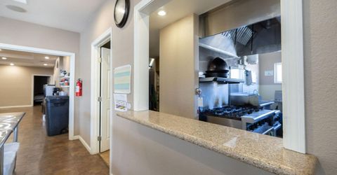 2416 Sloat Way, Sacramento, CA 95818 Photo