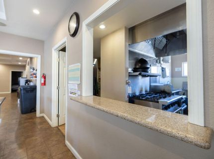 2416 Sloat Way, Sacramento, CA 95818 Photo