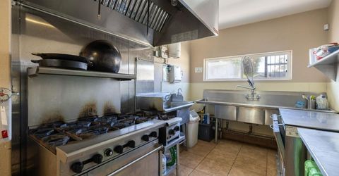 2416 Sloat Way, Sacramento, CA 95818 Photo