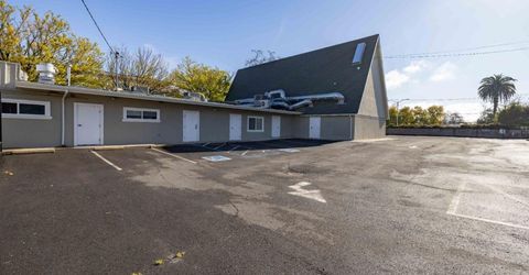 2416 Sloat Way, Sacramento, CA 95818 Photo