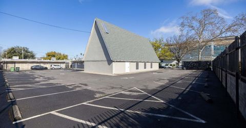 2416 Sloat Way, Sacramento, CA 95818 Photo