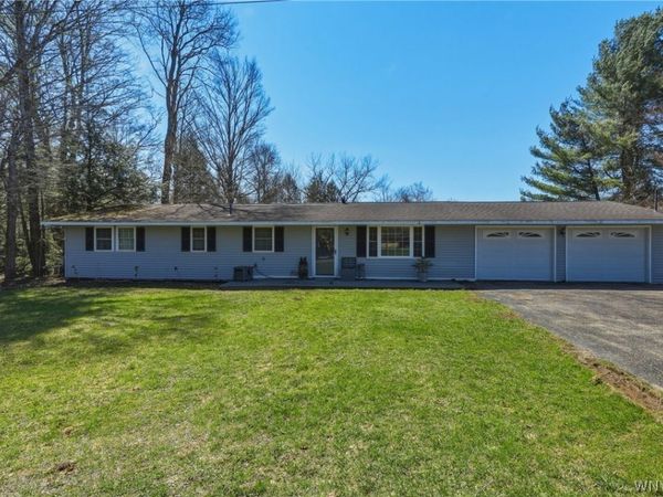 11609 Grove Street, Delevan, NY 14042