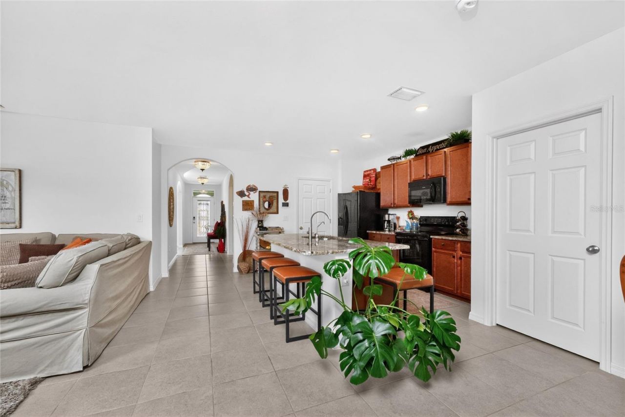 7612 Mikasa Drive, Punta Gorda, FL 33950 Photo
