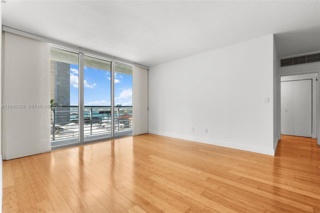 335 S Biscayne Blvd, Unit 908, Miami, FL 33131 Photo