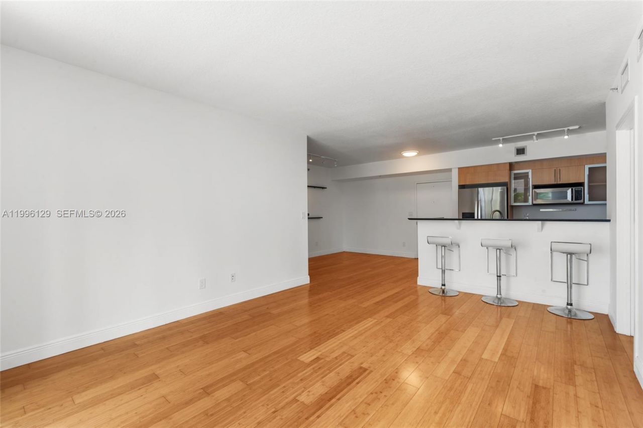 335 S Biscayne Blvd, Unit 908, Miami, FL 33131 Photo