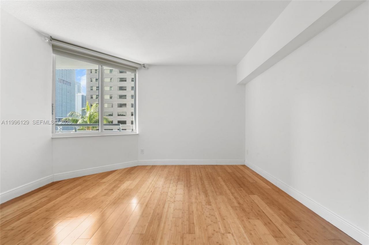 335 S Biscayne Blvd, Unit 908, Miami, FL 33131 Photo