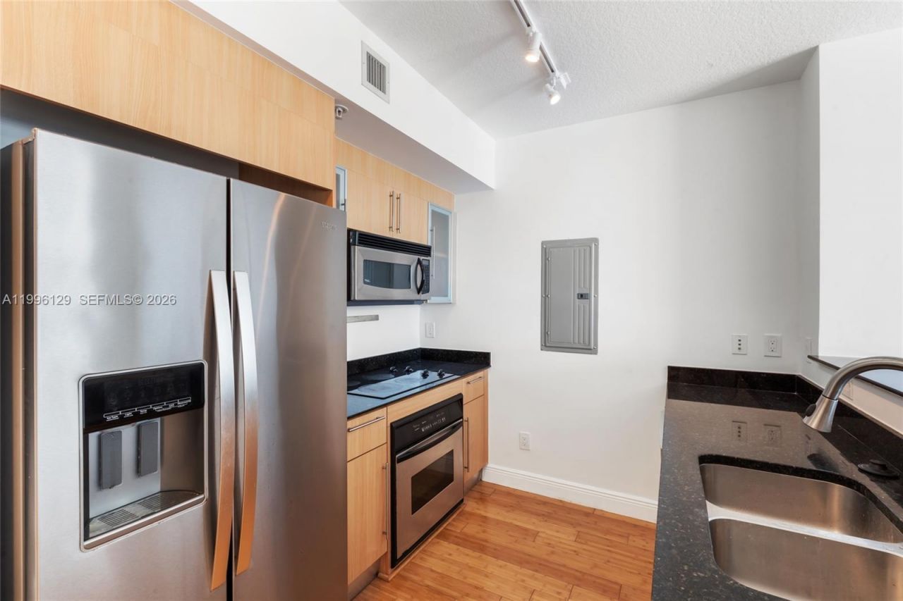 335 S Biscayne Blvd, Unit 908, Miami, FL 33131 Photo